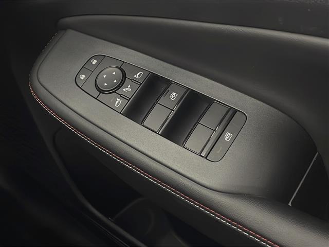 【窓操作部】軽い力で、窓を開けたり閉めたりすることができます！掲載箇所以外にご希望の写真がございましたら、お気軽にお問い合わせ下さい！メールや郵送でお送りさせていただきます。