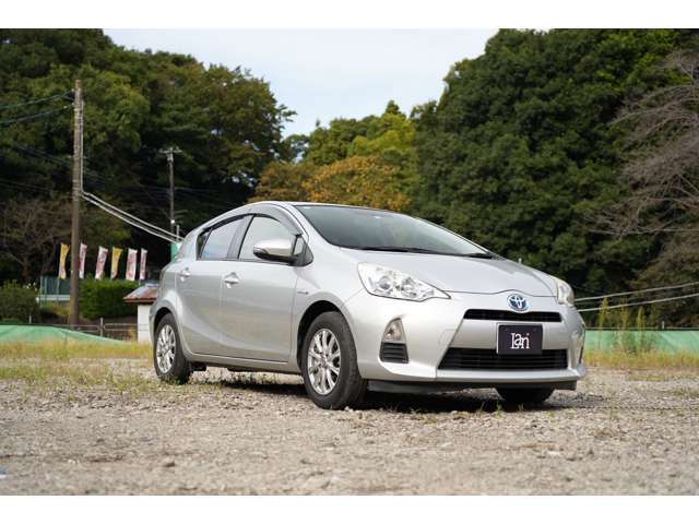 ハイブリッド車で実用性と低燃費性を重視したお車です！【カーマッチ神奈川大和店】