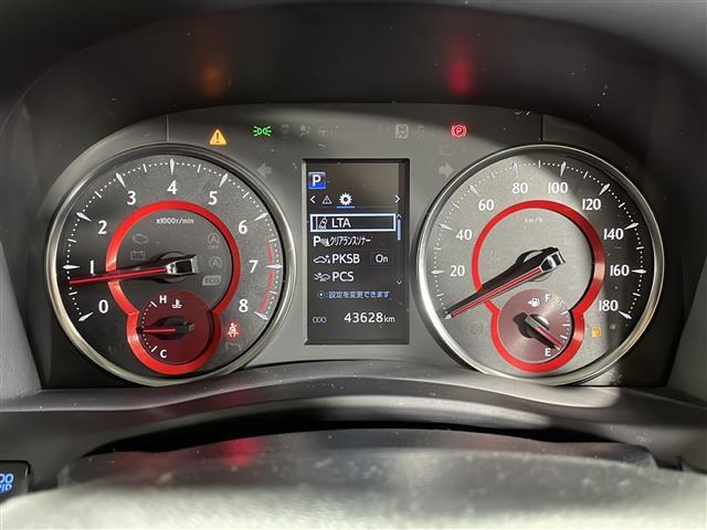 メーターがシンプルで見やすく運転しやすいですね！