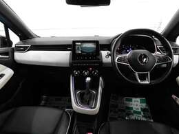 選び抜かれたマテリアルによって上質な空間に仕立てられたインテリア。