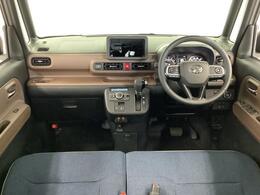 【現車確認及び来店納車のお願い】当社は県外販売を制限させて頂いております。基本は、近畿2府4県及び隣接県で、ご来店頂き現車確認及び、来店納車に限らせて頂いております。