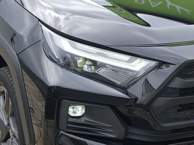 LEDヘッドライトは明るいので視認性がよく安全です★