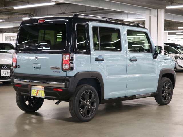 自社陸運局指定工場完備！国家資格車検検査員資格を持った整備士による整備。走行に関係のない所も不具合箇所があれば修理してお渡しいたします。