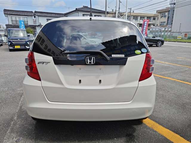 このお車の支払総額は富山市内の方へ販売した場合の価格となりますので、市外の方は当社へお問い合わせ下さい。E-Mail:yossies2@cyber.ocn.ne.jp