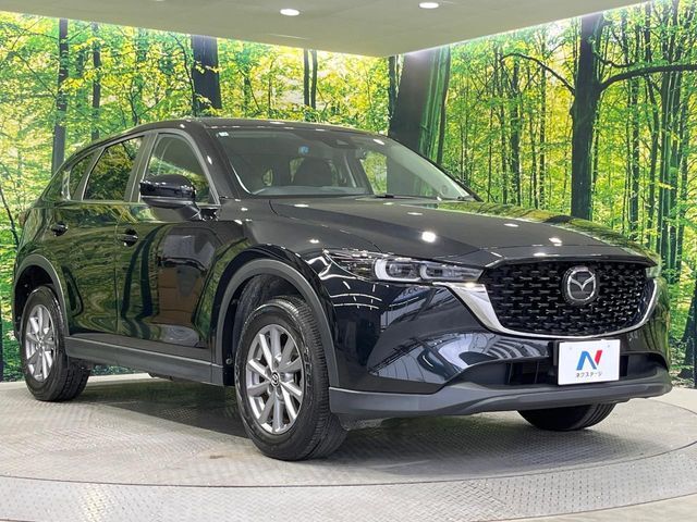 大好評のボディコーティング「弾スプラッシュコート」もご納車までに施工可能。通常のガラスコートと異なる、耐久年数6年の無機質ガラスコーティングが、ボディをキレイな状態に保ってくれます。