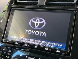 【純正9型ナビ】人気の大型9インチナビを装備。存在感のある大画面はインパクト大！ナビ利用時のマップ表示は見やすく、テレビやDVDは臨場感がアップ！いつものドライブがグッと楽しくなります♪