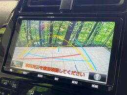 【バックカメラ】駐車時に後方がリアルタイム映像で確認できます。大型商業施設や立体駐車場での駐車時や、夜間のバック時に大活躍！運転スキルに関わらず、今や必須となった装備のひとつです！