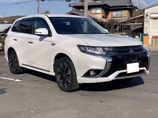 【3ヵ月無料保証】15年経過未満の車両であれば無料保証付帯で安心♪更に保証項目406部位、7年間の保証を別途ご用意いたしております。又、24時間対応のロードサービス付でフルサポート♪