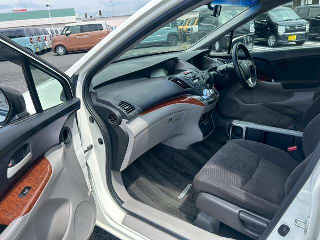 ☆自社陸運局認証工場＆指定工場完備！国家資格車検検査員資格を持った整備士による整備。ステレオ・エアコン等走行に関係の無い所も不具合箇所が有れば修理してご納車致します☆
