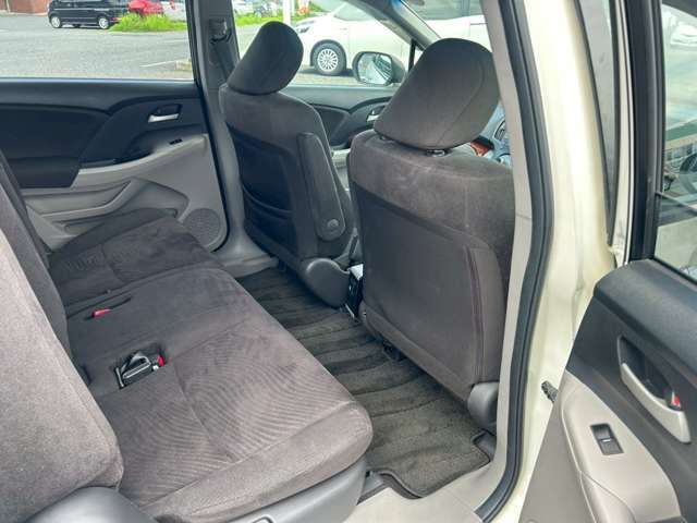 ☆コロナ対策もばっちりです☆車内はもちろん、商談室、トイレ、キッズコーナー等も、常に消毒やアルコール除菌のご協力を頂き、店内は清潔に保っております☆
