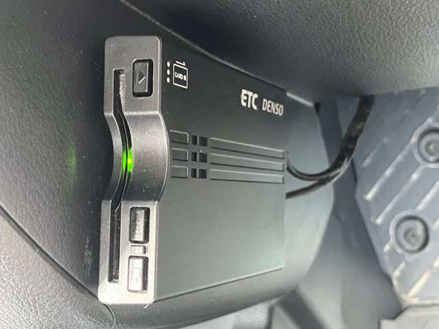 【　ETC　】　当社の在庫車は全車にETCが付いております☆今では欠かせないアイテムになるので付いていると便利ですよね♪納車時に車の情報をセットアップ登録させて頂きます☆