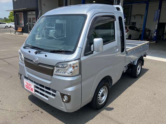 当社は全車、バッテリー・エンジンオイル・オイルエレメント・ワイパーゴムを交換しております☆その他に自社の認証工場にて点検・整備を実施し、交換要と判断した部品は交換しております☆※本体価格に含まれます。