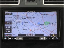 ナビ付きですので初めての場所や遠出に大活躍！Bluetoothでお使いのスマートフォンやミュージックプレイヤー接続することで音楽の再生もできます！！またフルセグ(ワンセグ)でのテレビの視聴も可能！