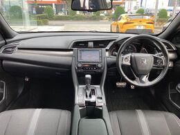 グループ総在庫数約30，000台！！全国の系列店からメーカー・車種問わずご紹介出来るので、あなたにピッタリのお車が見つかるはずです♪まずはお問い合わせ下さい☆