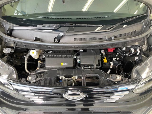 親切・丁寧な専門メカニックスタッフが応対！・車検・点検整備・事故等の修理などアフターサービスも安心。お車のカスタマイズもネクステージのサービススタッフまでご相談ください！