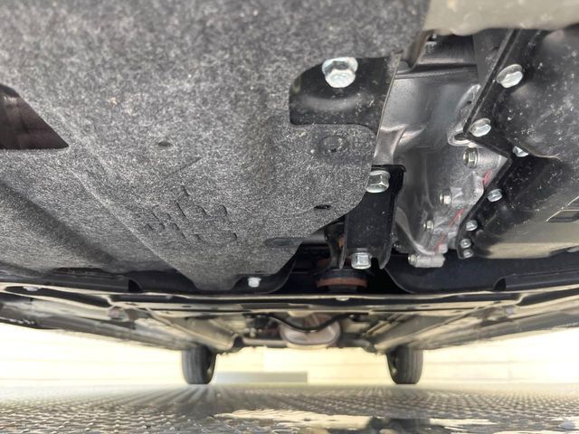 下回りがきれいなうちに、防錆加工の施工がオススメ。降雪地域はもちろん、沿岸部にお住いの方や、趣味でマリン・ウィンタースポーツをされる方にご好評いただいております。