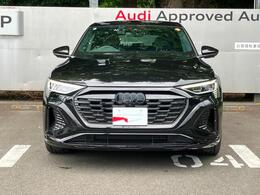 ダーク Audi rings ＆ ブラックスタイリングパッケージ(ミトスブラック専用)
