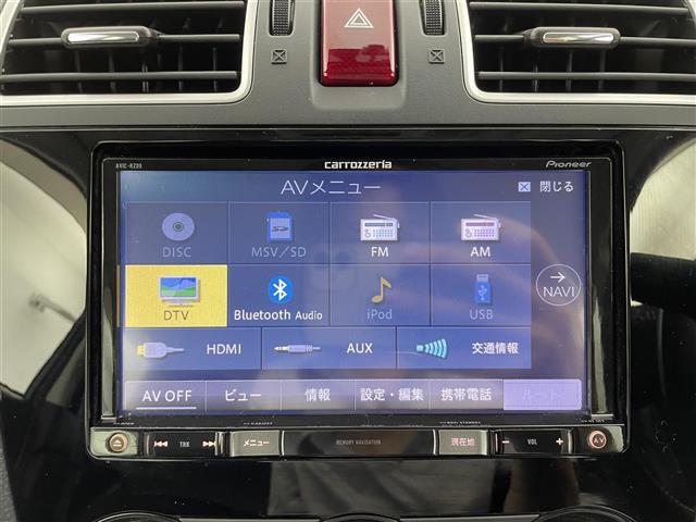 【Bluetooth】ナビゲーションと携帯電話/スマートフォンをBluetooth接続することができます。接続するとハンズフリーで使用することができるので、とても便利です！