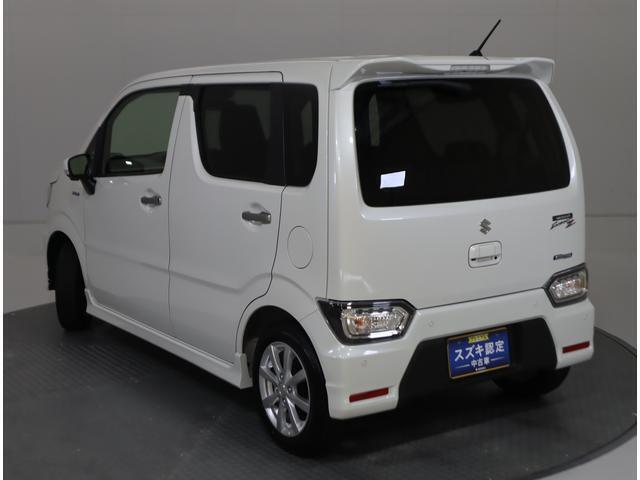 リアバンパーに障害物を検知するソナーを備えています！後退時もしっかりサポート☆