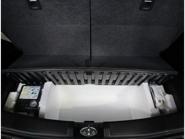 もちろんパンク修理剤＆車載工具完備☆万が一のトラブルに備えて使い方もご説明いたします♪