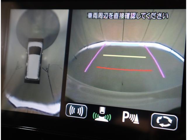 全方位カメラ装備☆前後左右4つのカメラが上から見ているように映すので安心して駐車できます♪