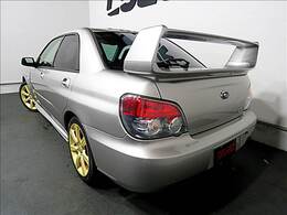 内外装のコンディションに自信有り！低予算、高程度の車両をお探しの方必見です！