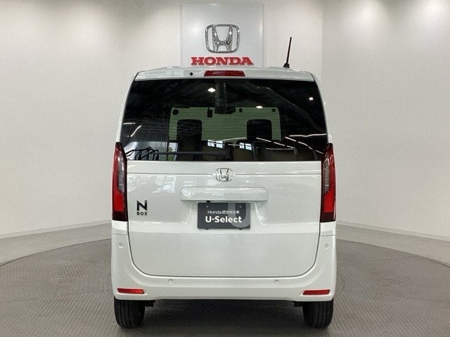 【Honda認定中古車 U-Select】　は3つの安心をお約束します。　1　Hondaのプロが整備した安心。 2　第三者機関がチェックした安心。　3　購入後もHondaが保証する安心。