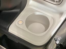 当店はメーカー直営のダイハツ正規ディーラーです。厳選された中古車をきっちりと整備してお納めいたしますので、安心のカーライフをご堪能いただけます☆