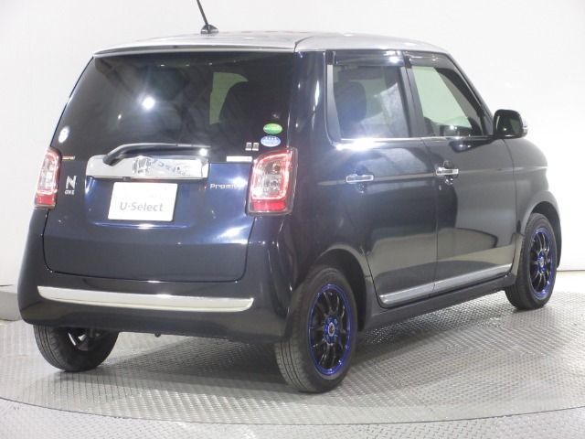 ボディクリーニング後、愛車をピカピカの状態へ保護するコーティング「ブライトパック」がおススメです！水垢がつきにくく、手入れがしやすくなりますよ！いつも愛車をきれいにしておきたい方におススメです。