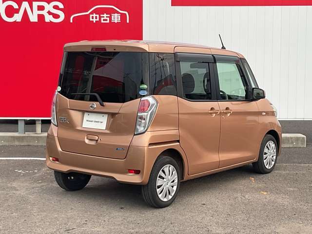 新車ショールーム・サービス工場併設のお店ですので、ご購入後の保証やアフターサービスの面もお任せ下さいませ★