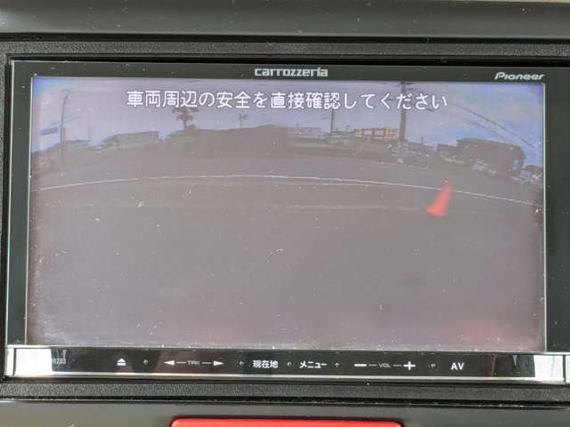 ★バックカメラが付いているので駐車する時に心強いです(*^^*)