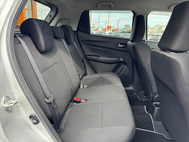 他にも気になる点や分かりづらい点等御座いましたらご遠慮無くお気軽にお問合せ下さいませ★匂いや内装の状態等ビデオ通話でもご相談可能でございます★