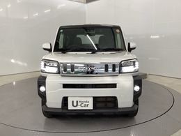 スイッチを入れた瞬間から明るいLEDヘッドライトが、夜間のドライブをサポートします。