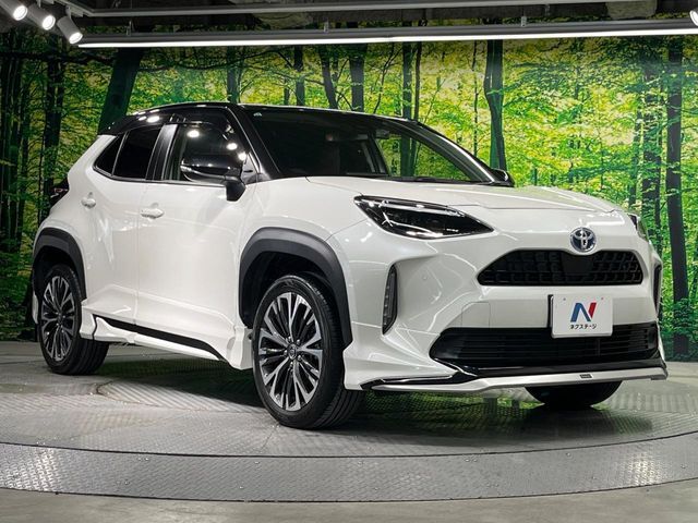 大好評のボディコーティング「弾スプラッシュコート」もご納車までに施工可能。通常のガラスコートと異なる、耐久年数6年の無機質ガラスコーティングが、ボディをキレイな状態に保ってくれます。