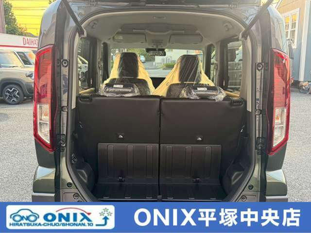 当店スタッフもクルマ好きばかりですので、カスタマイズ等も気軽にご相談下さい！きっと時間を忘れてクルマ談義に花が咲くでしょう！