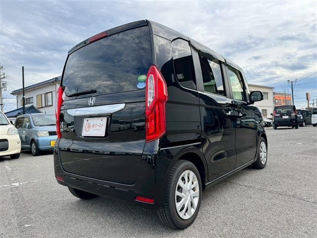 最短3日で、ご納車可能です！お車についてのご質問やお見積りのご依頼、ご希望のお支払方法や月々のお支払金額・任意の保険内容のご相談も承っておりますので、お気軽に当店へお問い合わせ下さい！