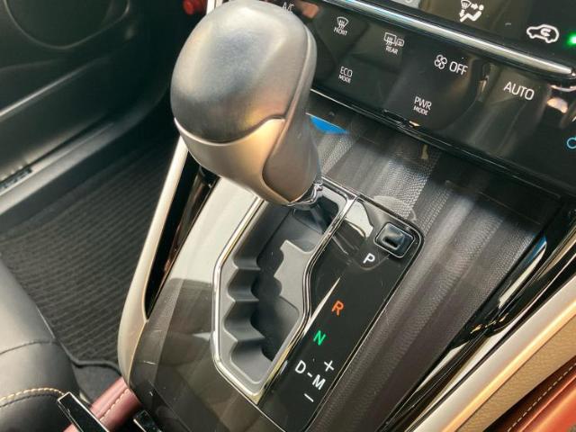 お車に合わせて無料保証以外にも、保証範囲、期間、距離を拡充させた有料保証もご用意しております！中古車の購入が初めてで不安・・・というお客様もご安心ください！