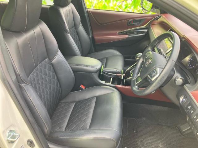 「この車の写真をもっと見たい」「状態が気になる」「この装備はついている？」どんな小さな疑問でもお気軽にお問い合わせください！