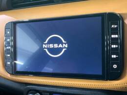 【純正9型ナビ】人気の大型9インチナビを装備。存在感のある大画面はインパクト大！ナビ利用時のマップ表示は見やすく、テレビやDVDは臨場感がアップ！いつものドライブがグッと楽しくなります♪