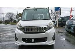 大きめメッキグリルで見た目良い