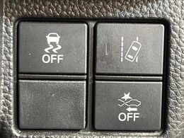 【ホンダセンシング】走行中に前方の車両等を認識し、衝突しそうな時は警報とブレーキで衝突回避と被害軽減をアシスト。より安全にドライブをお楽しみいただけます。