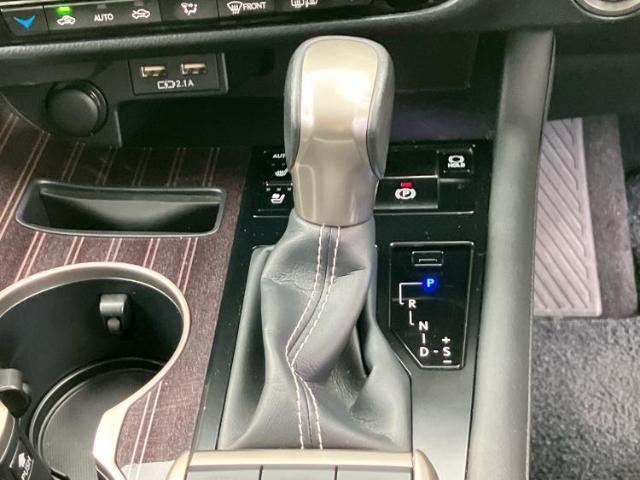 お車に合わせて無料保証以外にも、保証範囲、期間、距離を拡充させた有料保証もご用意しております！中古車の購入が初めてで不安・・・というお客様もご安心ください！