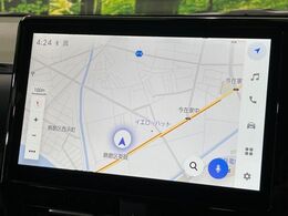 【10.5インチ　ナビ機能付きディスプレイオーディオ】ナビ機能搭載の他、お持ちのスマートフォンと連携して、ナビやbluetoothでの音楽再生が可能です♪デザインはもちろん操作性も良好！