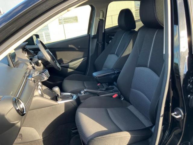 WECARSでは各商談席に大型モニターをご用意しております！見やすい大画面でゆったりと全国の在庫をご覧いただけます！是非ご来店お待ちしております！