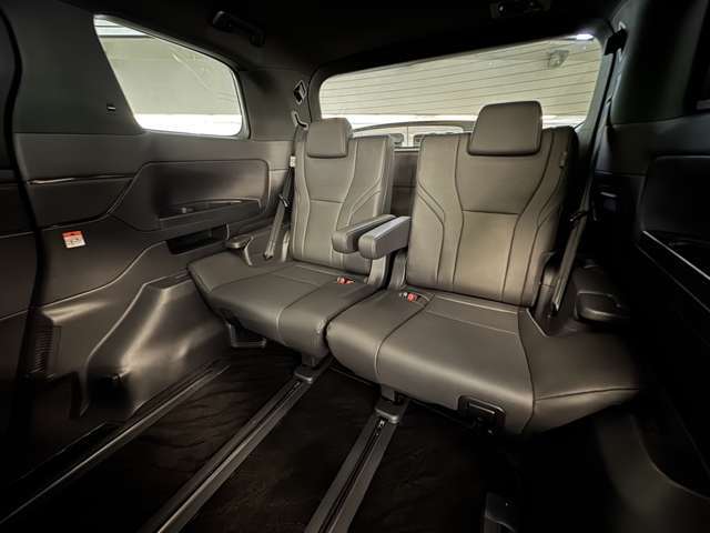 自社ローン カーライフTOKYO店！ カーセンサー掲載車以外にも在庫車輌多数！200台以上在庫しております！お探しの車が見つかります♪お気軽にご相談ください♪詳しくは弊社ホームページまで　→　http://loanok.jp