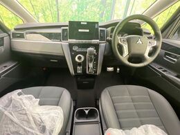 グループ総在庫数約30，000台！！全国の系列店からメーカー・車種問わずご紹介出来るので、あなたにピッタリのお車が見つかるはずです♪まずはお問い合わせ下さい☆