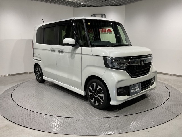 Honda認定中古車ディーラーだからこそ「安心 安全 信頼 満足」のサービスを提供いたします。保証制度やメンテンスパックはもちろん、安心のための自動車保険にJAFなども取り扱っております。