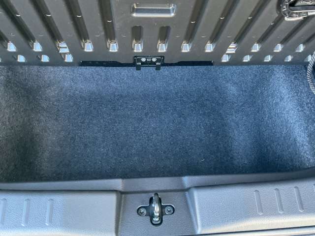 こちらには普段使わないようなおもちゃなどの収納可能です☆