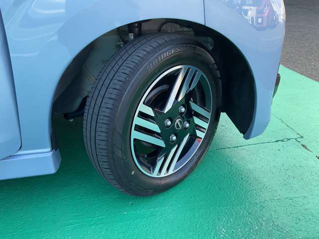 タイヤサイズは155/65R14純正アルミホイール付き！（夏タイヤ装着）冬タイヤ、ホイール注文も承っております☆