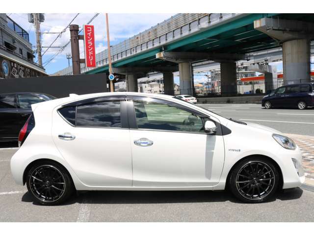 ◆ワンオーナー◆ナビ◆フルセグTV◆Bカメラ◆LEDヘッド◆セーフティセンス◆スマートキー◆17インチAW◆HKS車高調◆シートカバー